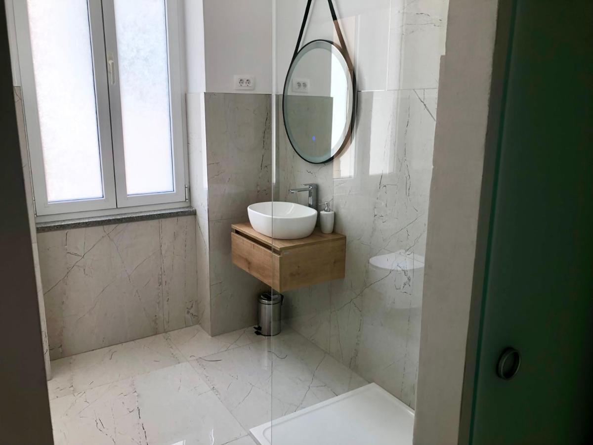 Hedone City Luxury Apartments With Free Parking 普拉 外观 照片