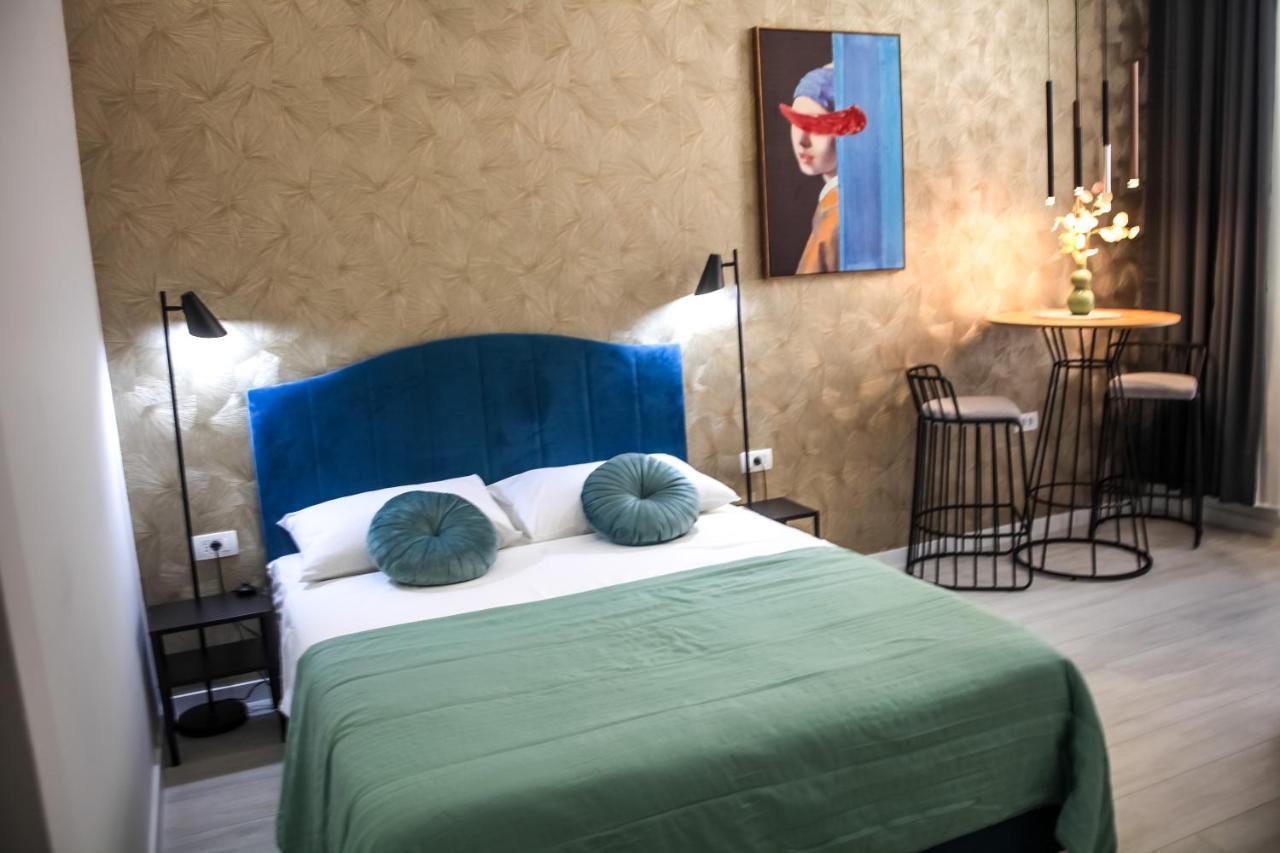Hedone City Luxury Apartments With Free Parking 普拉 外观 照片