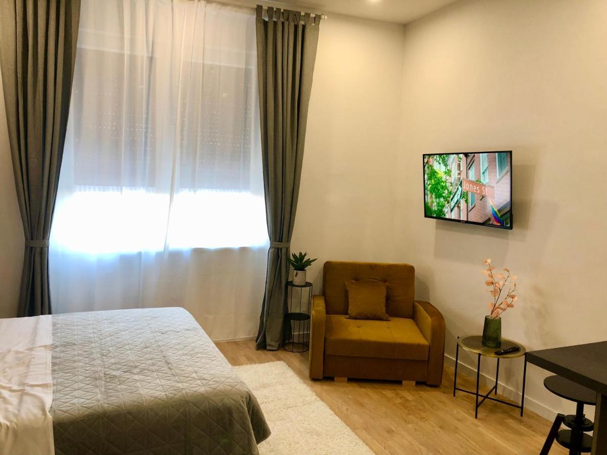 Hedone City Luxury Apartments With Free Parking 普拉 外观 照片